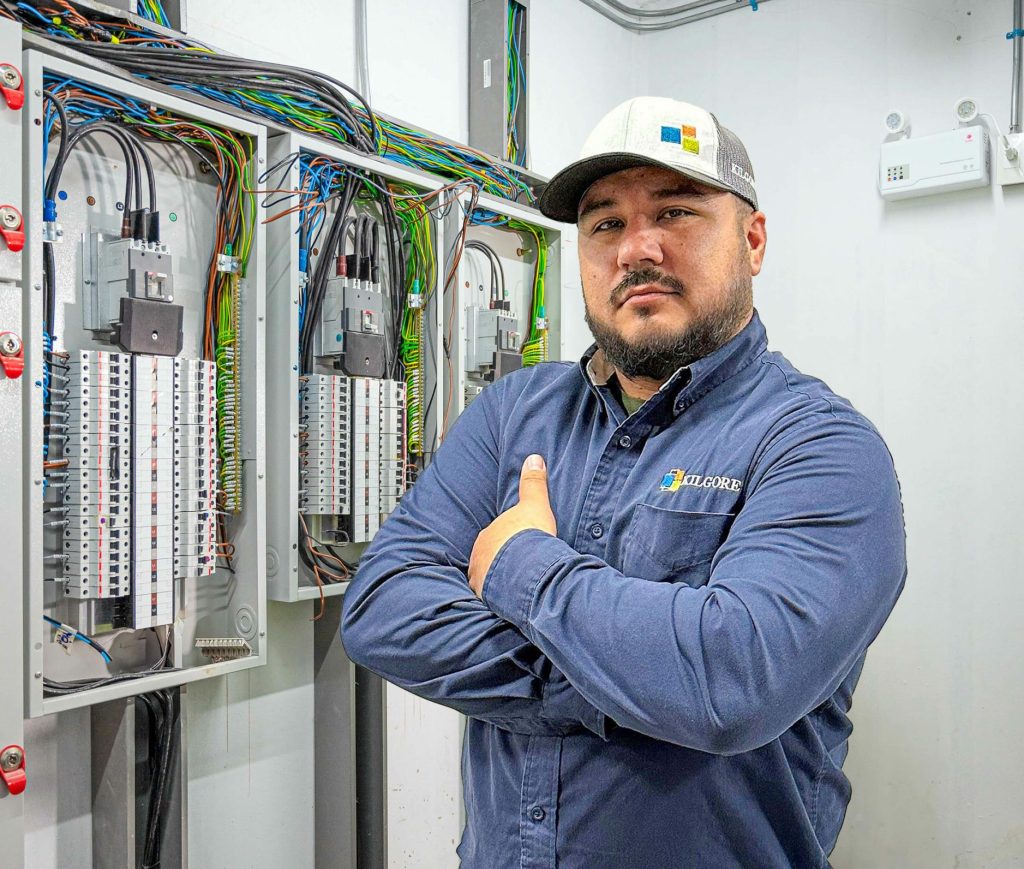 Dwane Robert-Electrician 1 dwane robert electrician
